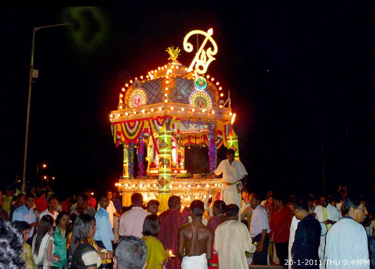 THAIPUSAM 2011 - CHARIOT PROCESSION