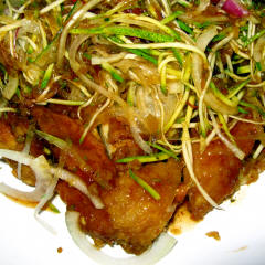 Fried Chicken with Mango Sauce