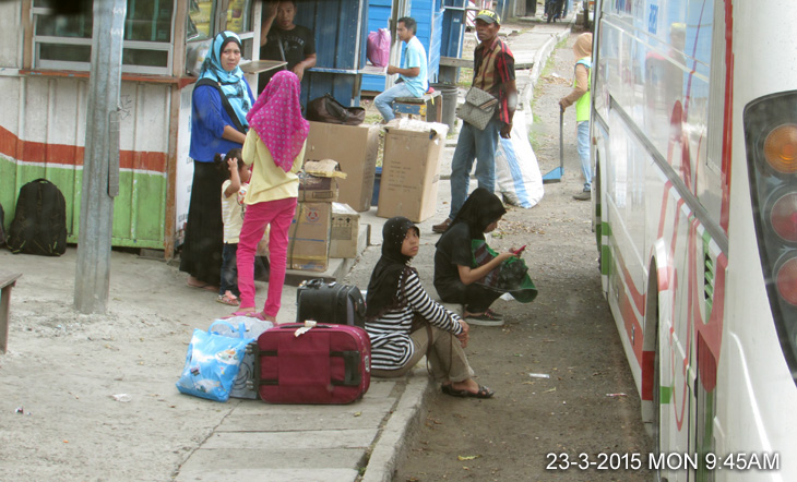Express bus station in Lahad Datu at Kompleks Fajar (Fajar Commercial Center)