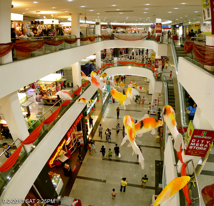 富麗華 Boulevard Shopping Mall Kuching City