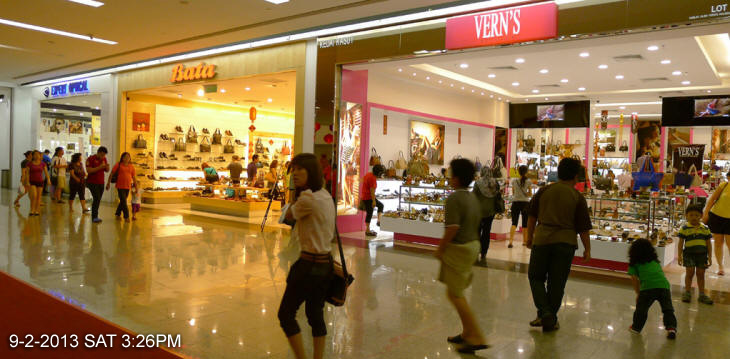 富麗華 Boulevard Shopping Mall Kuching City