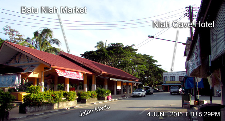 Batu Niah Market
