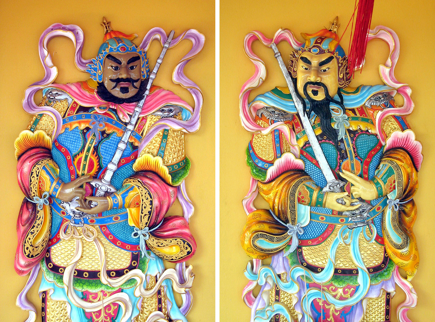 斗湖八仙廟門神 Temple’s guardians of Temple of the Eight Immortals