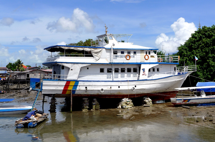 Arung Hayat Ship at the seaside of Semporna Town.
