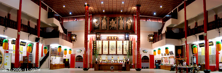 斗 湖 德 敎 會 紫 辰 阁