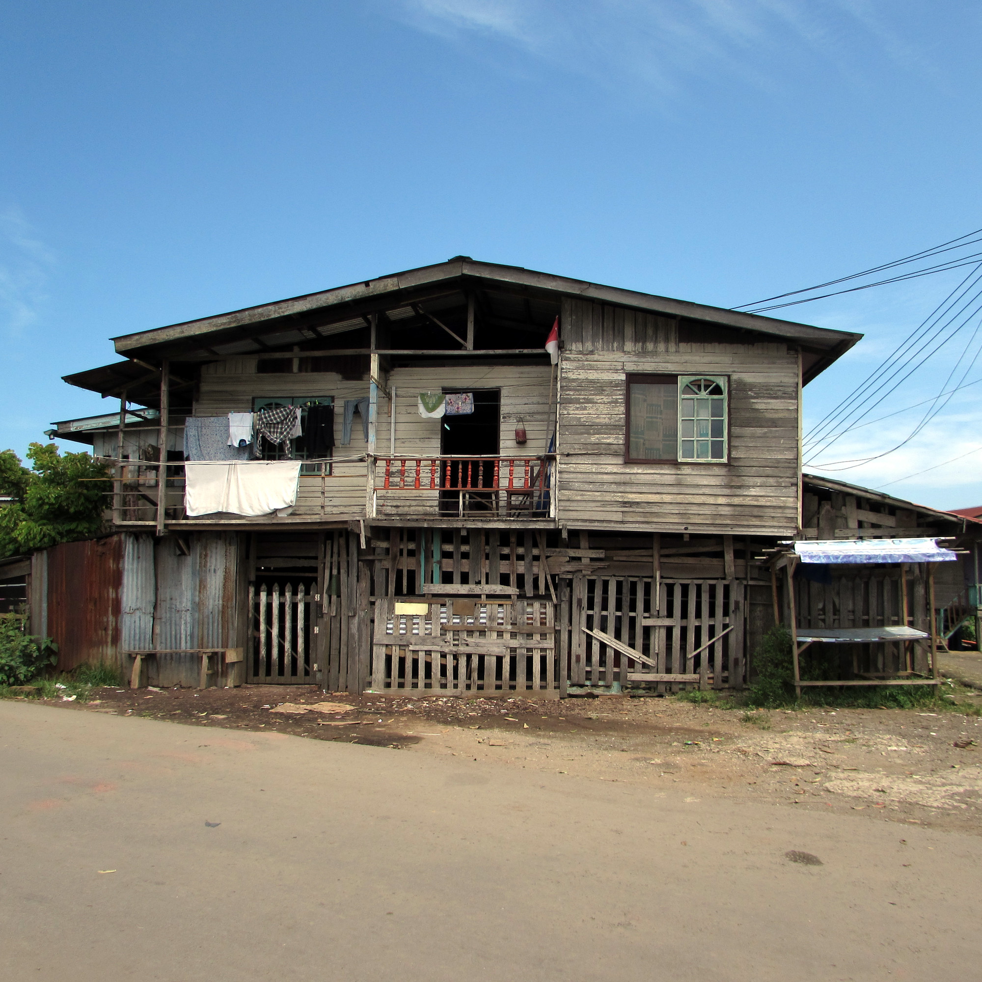 Kg. Kinabutan, Lolong Hj. Yusuf, Batu 4.5, Jalan Apas, Tawau
